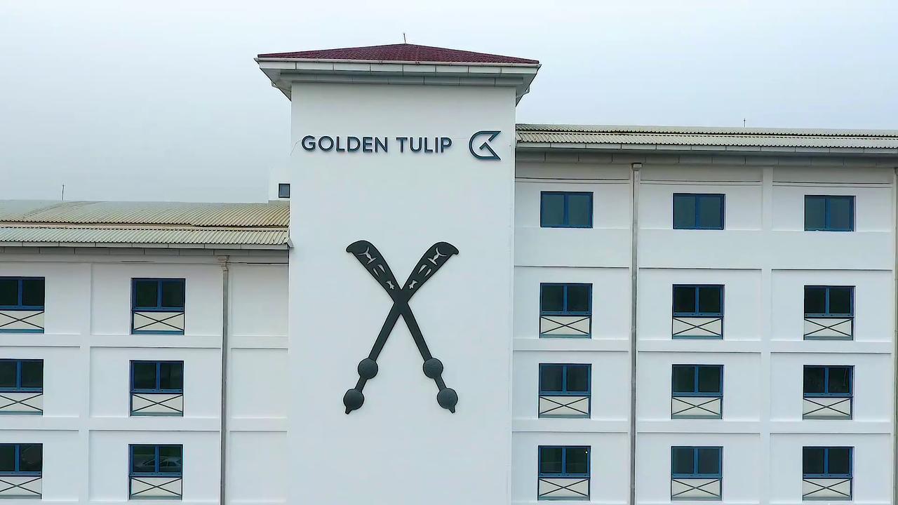 Golden Tulip Kumasi City Bagian luar foto